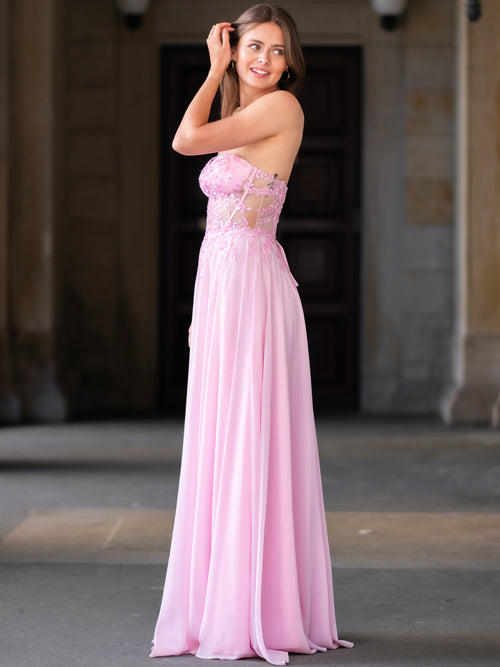 Rosa Abendkleid mit Spitzenbesatz und transparentem Rücken, perfekt für Ball und Gala