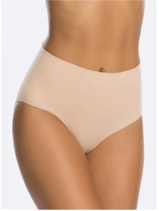 Was trägt man unter einem Abendkleid?